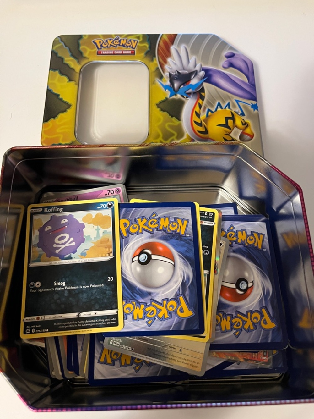 Pokémon Trading Card Tin with Cards